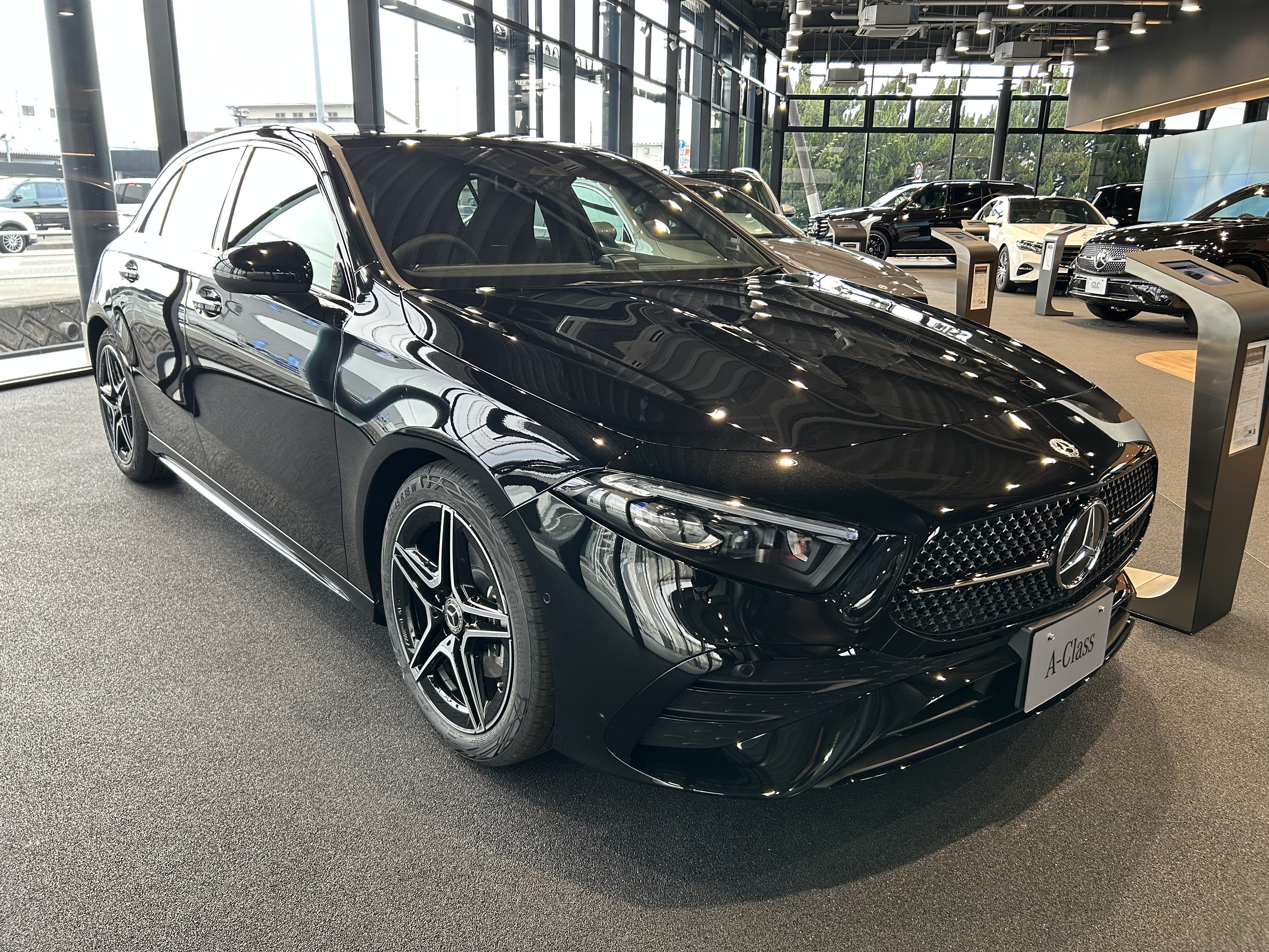 展示車・試乗車 | メルセデス・ベンツ博多板付 | 株式会社ヤナセ